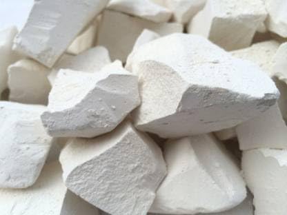 Natural Edible Clay Chunks, Pure White Crunchy Chalk, No Additives 3.4 Ounce (110gm)