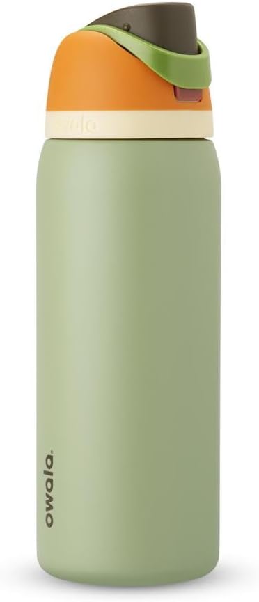 Owala FreeSip Insulated Stainless Steel Water Bottle with Straw for Sports and Travel, Leak Proof, BPA-Free, 945ml, Camo Cool