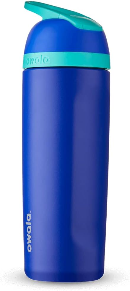 Owala Flip Insulated Stainless Steel Water Bottle with Built-in Straw, 560 ml, Smooshed Blueberry