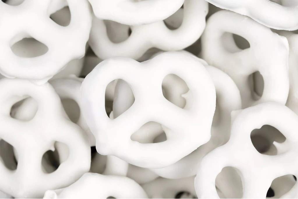 Bayside Candy Yogurt Pretzel 1LB