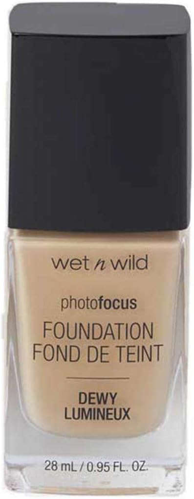 Wet n Wild, Photo Focus Foundation Dewy, Weightless Foundation with Nourishing and Long-wearing Formula, Buildable Coverage, Ideal for Normal to Dry Skin Type, Vegan, Soft Beige