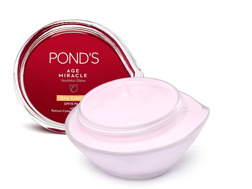 Ponds Age Miracle Day Cream, Anti Wrinkle Cream & Face Moisturizer with SPF 15, Use as a Daily Moisturizer for Face, 50 ML