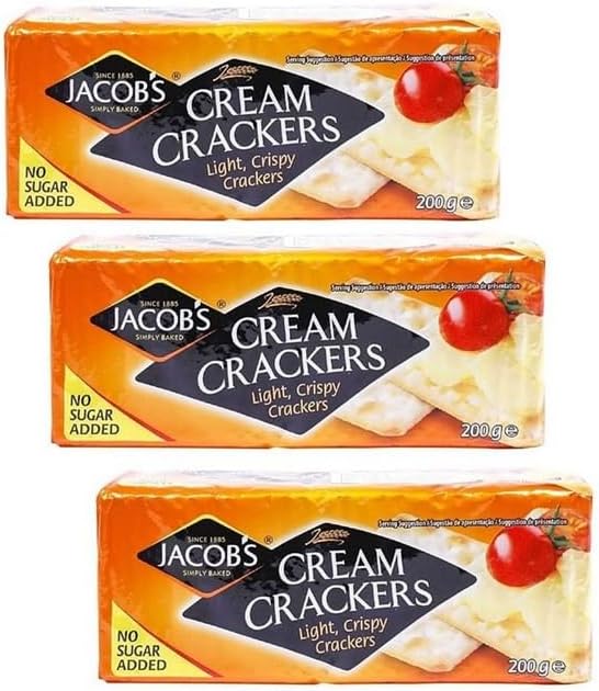 Jacob's Cream Cracker No Added Sugar 200g snack pack | Light Crispy Crackers | High Fibre | Perfect for sharing with friends and family on Christmas & on all occassions. (Pack of 3)