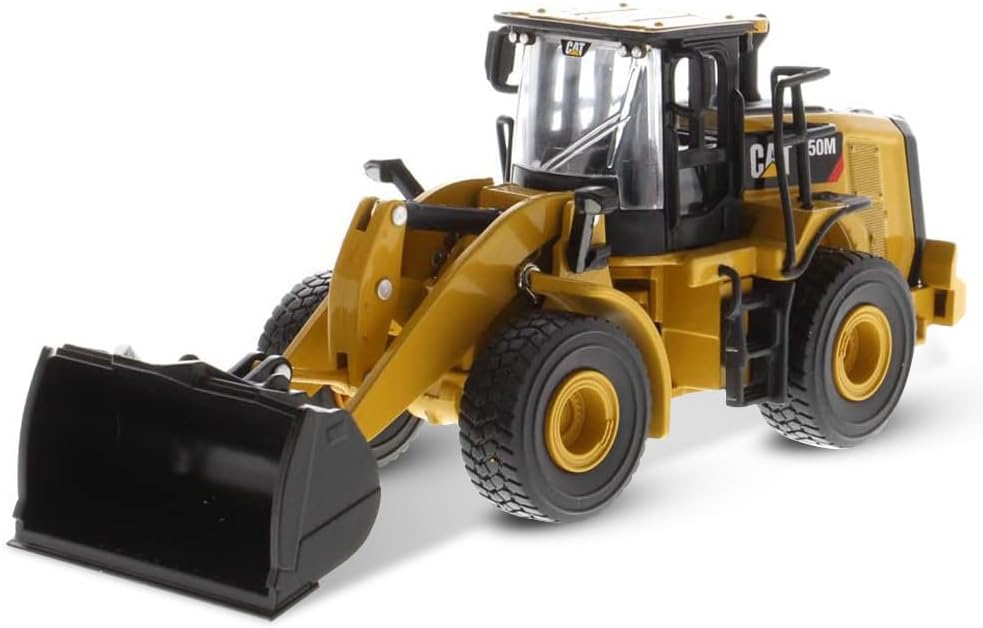 Diecast Masters 1/64 Caterpillar CAT 950M Wheel Loader W/Log Fork, Bucket & 2 Log Poles 85635