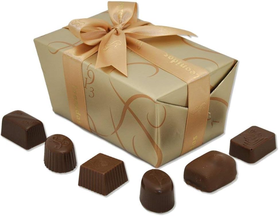 Milk Chocolate Gifts, Leonidas Belgian Chocolate: Fresh Pralines, Truffles, Butter Creams (500g 28pc Approx)