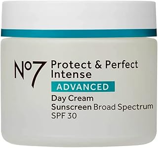 No7 Protect & Perfect Intense Advanced Day Cream SPF 30 - Anti-Aging Facial Moisturizer with Anti-Wrinkle Technology - Hydrating Hyaluronic Acid Cream for Radiant Youthful Skin (50ml)