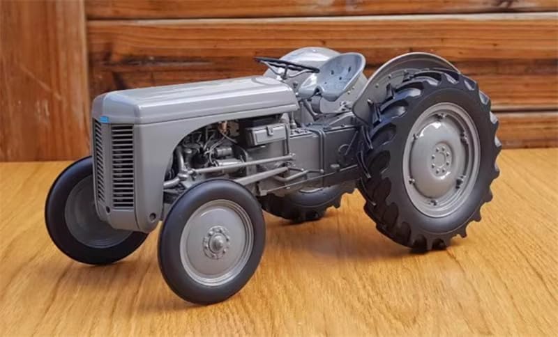 FloZ for Universal Hobbies for Ferguson for TEA-20 Agricultural Tractor 1949 1:16 Truck Pre-built Model