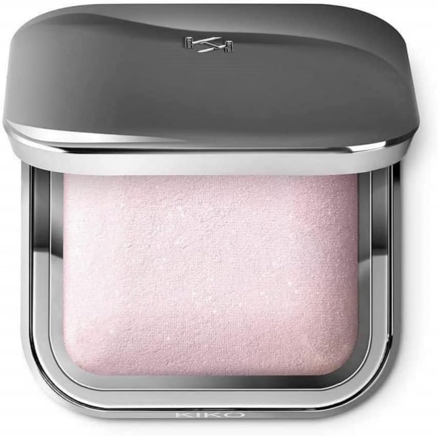 KIKO Milano Glitter Baked Highlighter | Baked face highlighter with a glitter finish