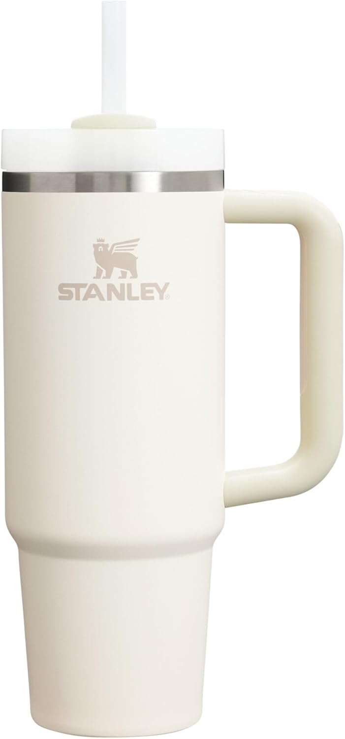 Stanley Quencher H2.0 FlowState Tumbler, Vacuum-Insulated, Stainless Steel, with Lid and Straw for Water, Iced Tea, Coffee, Smoothies and More, Cream Coloured, 0.9 Litres