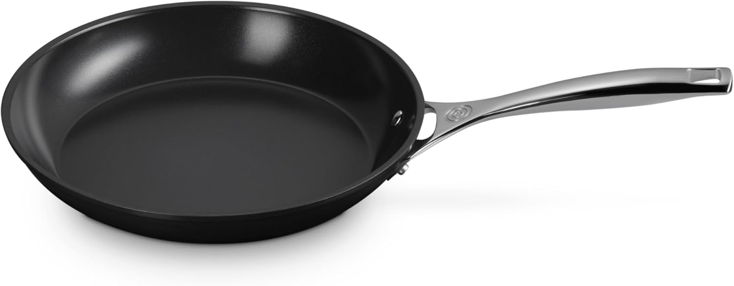 Le Creuset Essential Non-Stick Ceramic Shallow Frying Pan, 10"