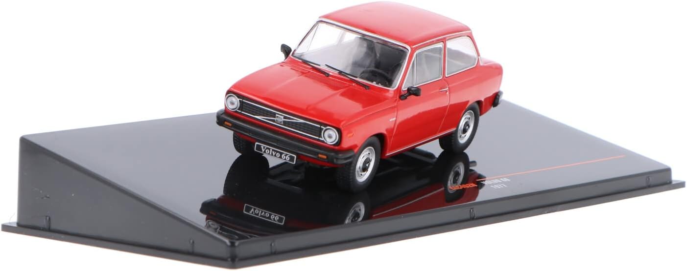 Ixo Model SCALE MODEL COMPATIBLE WITH VOLVO 66 1977 RED 1:43 CLC402N