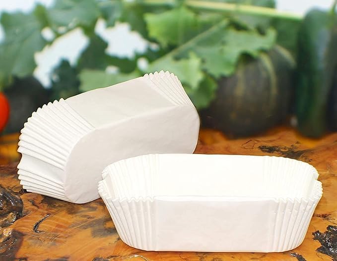 White Fluted Oblong Loaf Liners 6 7/8" x 2 7/8" x 2 1/4" (500)
