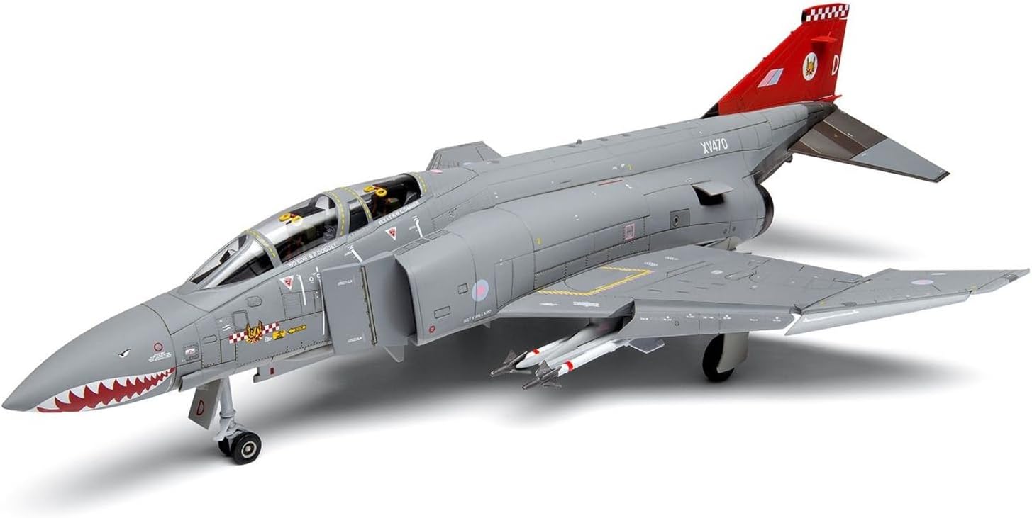Airfix Model Airplane Kit Gift Set - A06019A Mcdonnell Douglas Phantom FG.1/FGR.2, Plastic Plane Model Kits for Adults & Kids 14+, Skill Level 3, 1:72 Scale WW2 Military Aircraft Models