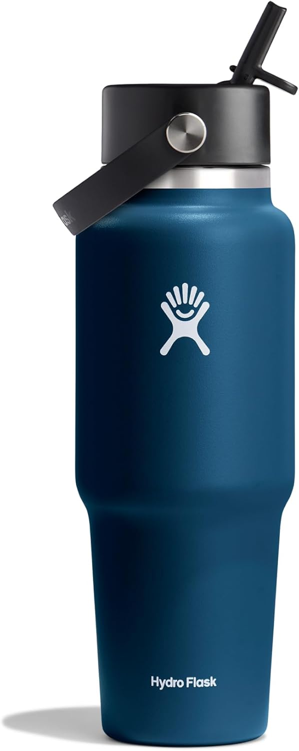 Hydro Flask - Wide Flex Straw Travel Bottle 946 ml (32 OZ) - Insulated Stainless Steel Water Bottle with TempShield Vacuum Insulation and Leakproof Flex Straw Cap - Fits Most Cupholders - Indigo