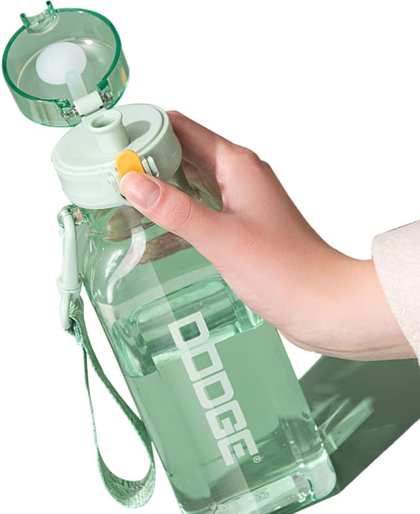 Sports Water Bottle 700ml, Leakproof and BPA Free Drinks Bottle, Gym Water Bottle, Waterbottle for Travel Picnic Camping Hiking (Green)
