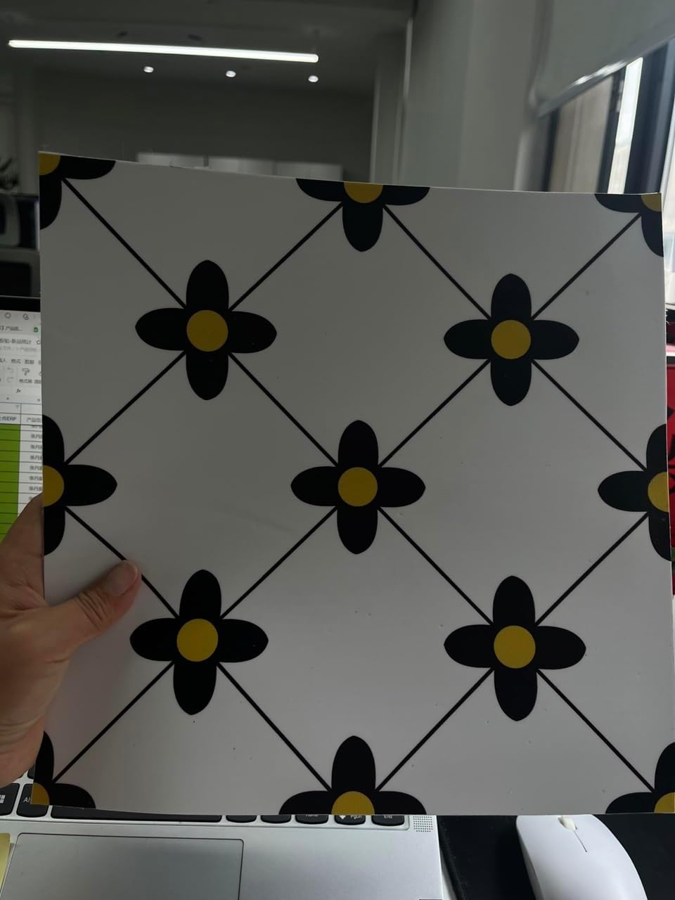 Peel and Stick Floor Tile White Flower Self-Adhesive Waterproof Vinyl Flooring for Bedroom,10PCS