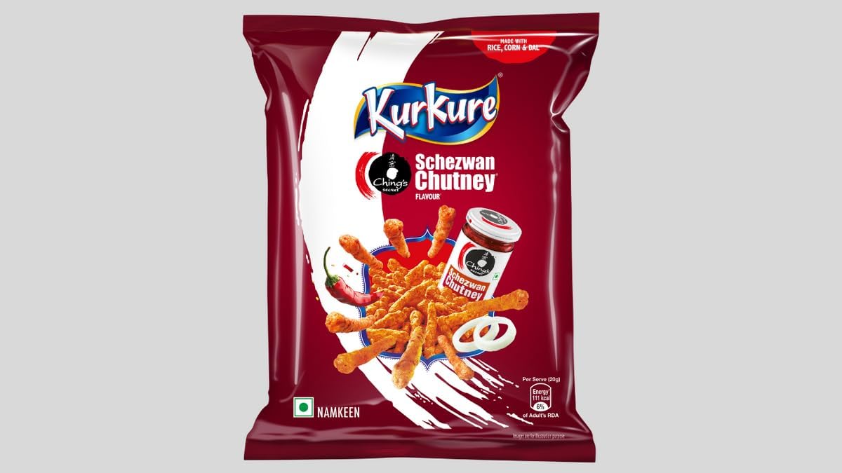 Kurkure Schezwan Chutney Flavoured Namkeen Snacks | Spicy Indo-Chinese Fusion | Crunchy Corn Snack | 70g (2 Pack, Schezwan)