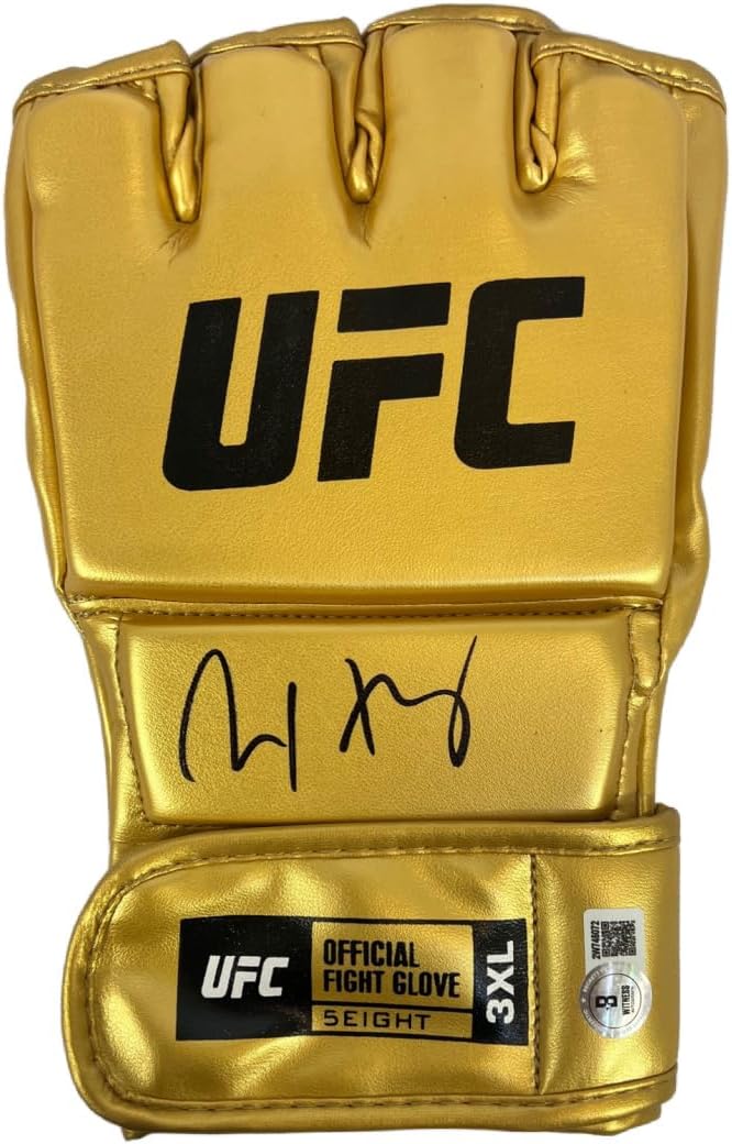 Max Holloway autographed signed glove BAS