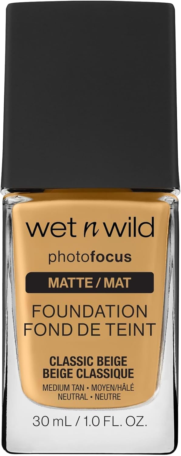 Wet n Wild, Photo Focus Foundation Matte, High-coverage Foundation with Light-adjusting Complex for a White Cast-free Effect and a Camera-ready Makeup, Matte Finish, Vegan, Classic Beige
