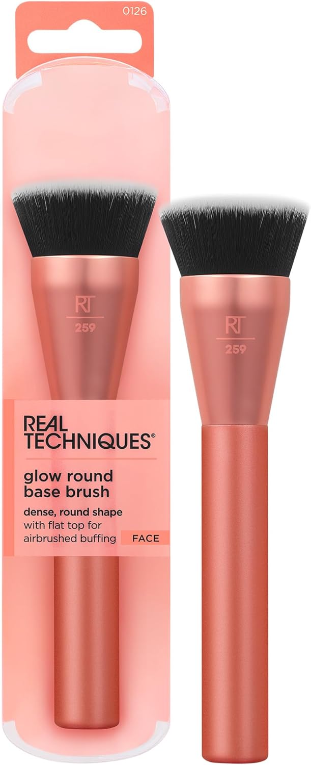 Real Techniques Glow Round Base Makeup Brush, For Liquid and Cream Makeup, Flat Top Foundation Brush For Buffing and Blending Up Coverage, Dense Synthetic Bristles, Vegan and Cruelty Free, 1 Count