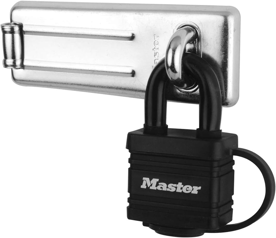 Master Lock 7804704EURD Pack Including Door Hasp and Keyed Padlock, Black