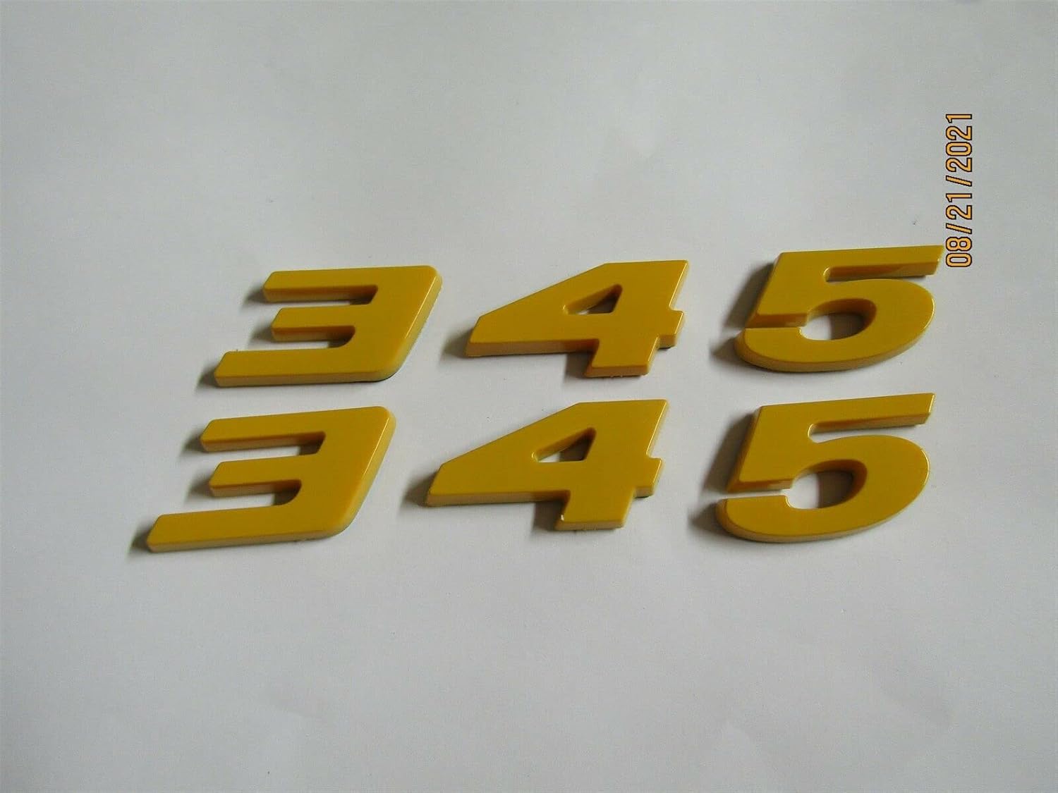 345 ENGINE ID EMBLEMS - YELLOW (PAIR)