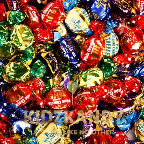 Nonsuch Assorted Toffees 1Kg Bag With Chocolate Eclairs, Nutty Brazil, Licorice, Milk Chocolate, Dark, Banana,Creamy Toffee, Treacle Etc Bulk Sharing Bag