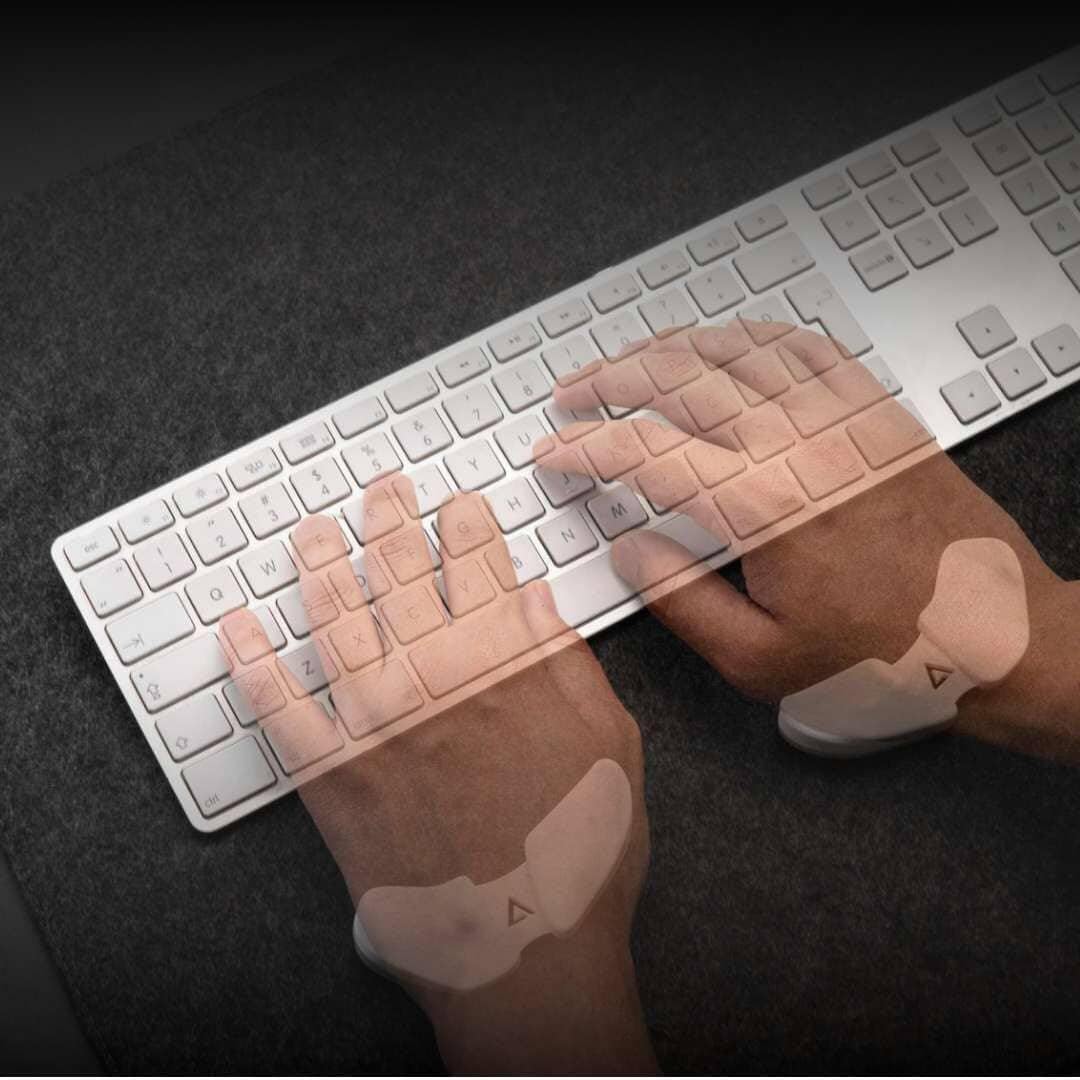 DELTAHUB Carpio 2.0 - Ergonomic Keyboard Wrist, Carpal Tunnel Support, Pain Relief, Anti-Fatigue, Easy Glide, Sleek, Office Computer, Laptop, Gaming - Large, Black