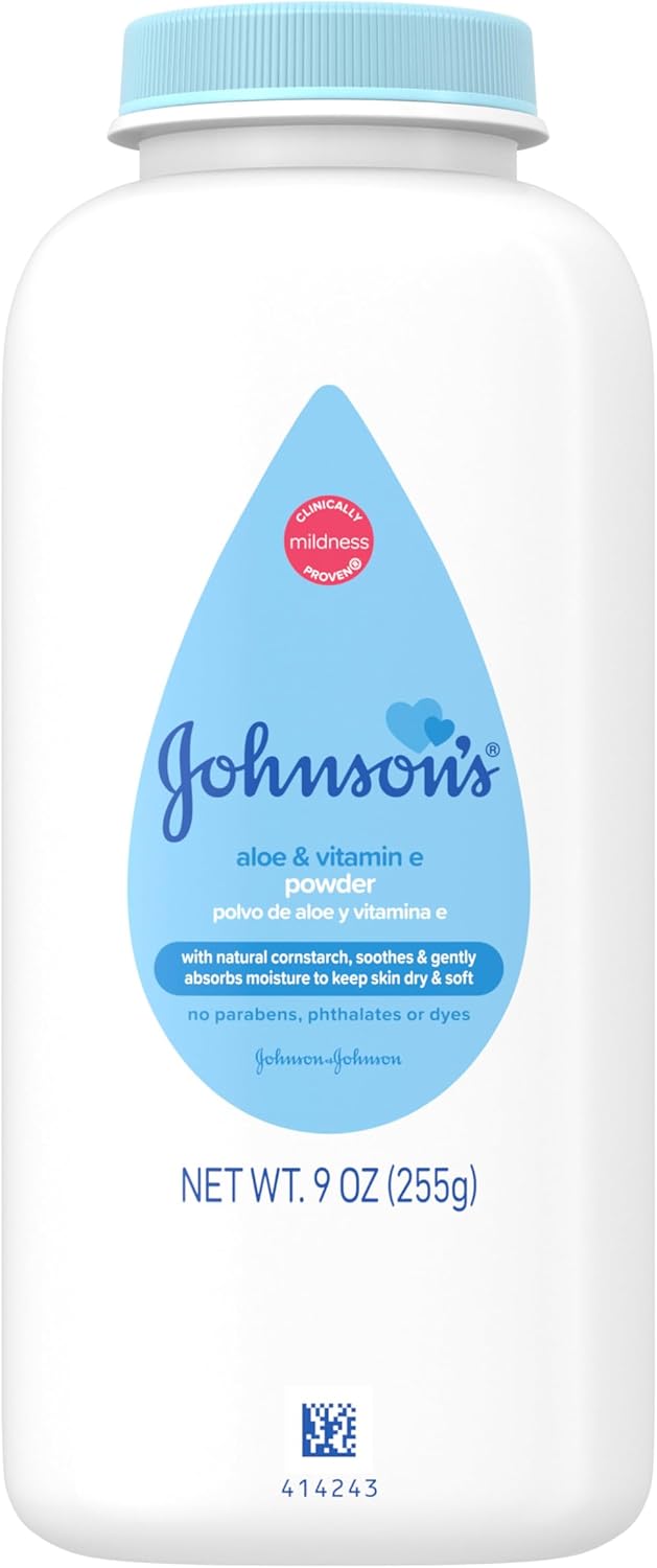 Johnson's Naturally Derived Cornstarch Baby Powder, Aloe & Vitamin E for Delicate Skin, Hypoallergenic, Free of Talc, Parabens, Phthalates & Dyes, Silky for Gentle Baby Skin Care, 9 oz