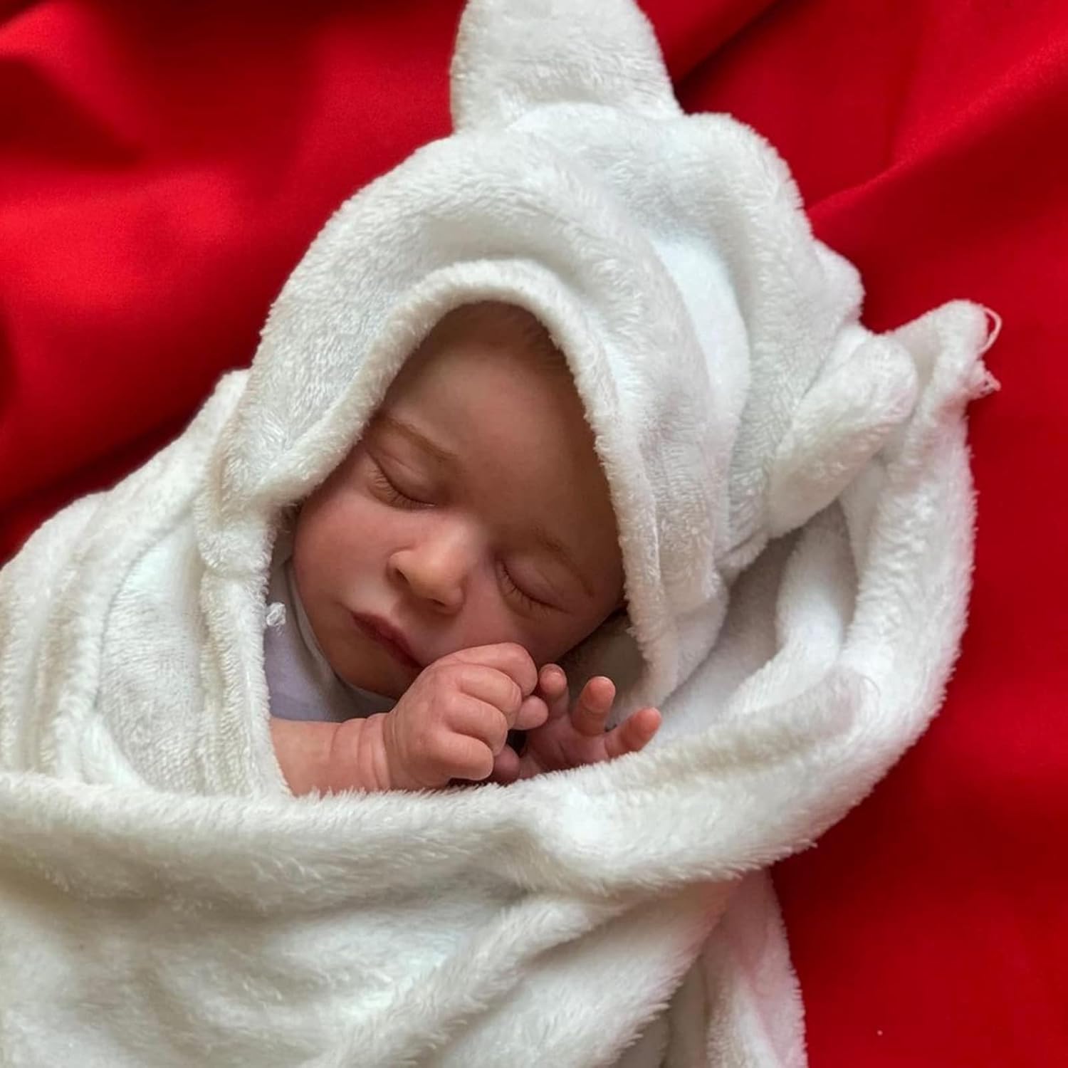 YIHANGG Sleeping Newborn Baby Doll 20inch Soft Silicone Realistic Reborn Doll 50cm Eyes Closed Collectible Doll Like Real Birthday