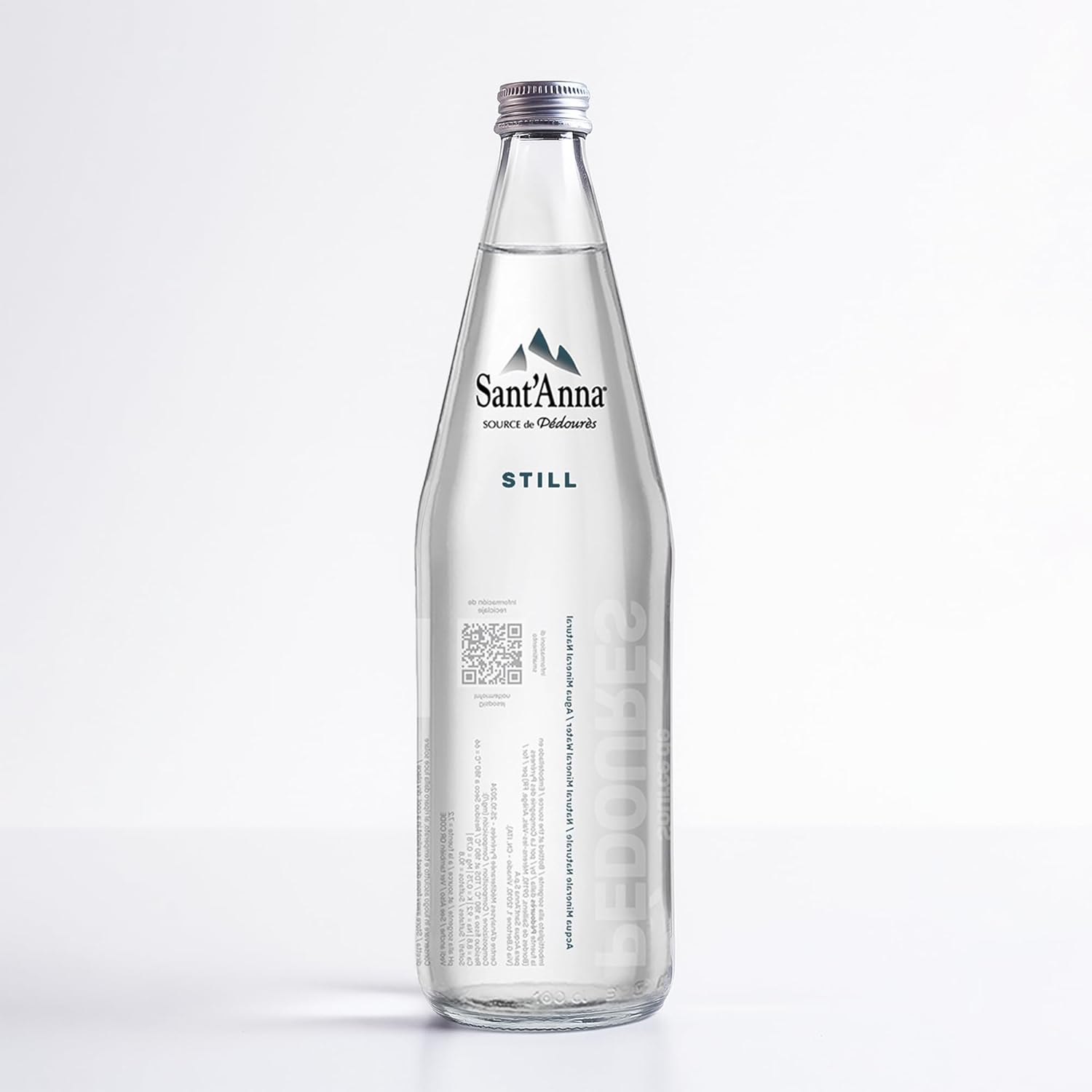 Sant'Anna Still Mineral Water, 25.4 Fl Oz (6-Pack) | Pure French Pyrenees Mountain-Fresh Drinking Water | Natural Functional Drink | Sodium-Free Mineral in Glass Bottles