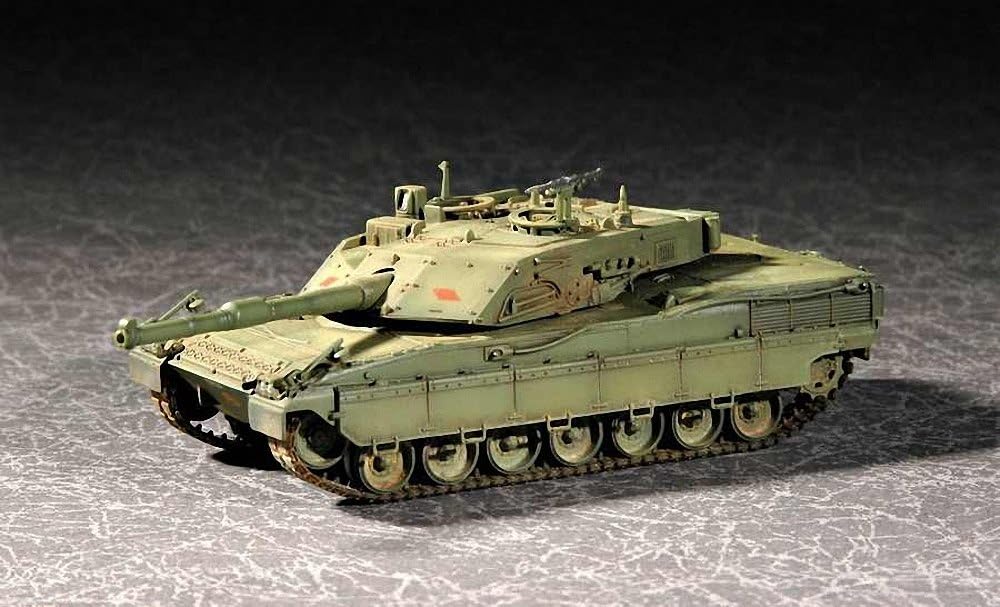 Trumpeter 1/72 Italian C1 Ariete Main Battle Tank
