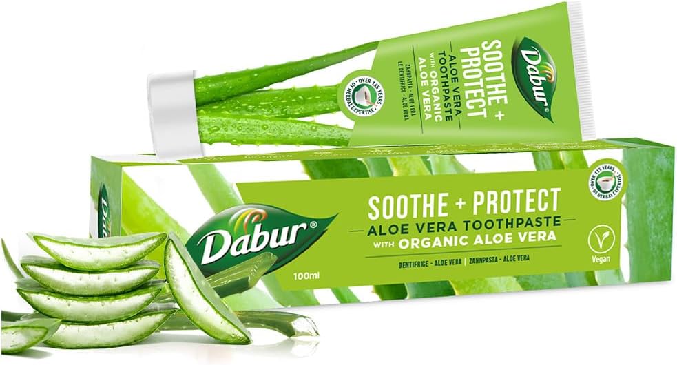 Dabur Aloe Vera Organic Toothpaste - 100g | Prevent Cavities Naturally with Herbal Extracts | Enriched with Organic Aloe Vera
