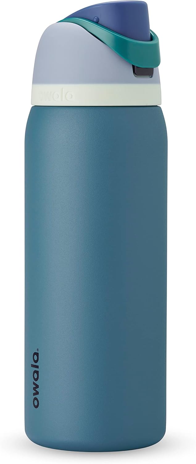 Owala FreeSip Insulated Stainless Steel Water Bottle with Straw for Sports and Travel, Leak Proof, BPA-Free, 945ml, Denim