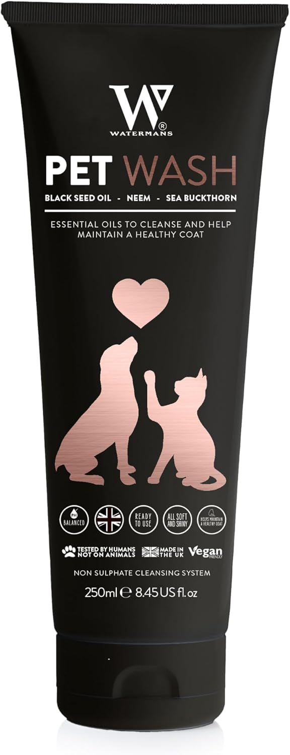 Watermans Luxury Dog Shampoo 250ml Bubble Gum Scent Dog Shampoo for Sensitive Skin Anti Irritation Allergen Free Paraben Free Sulphate Free Vegan Also for Cats