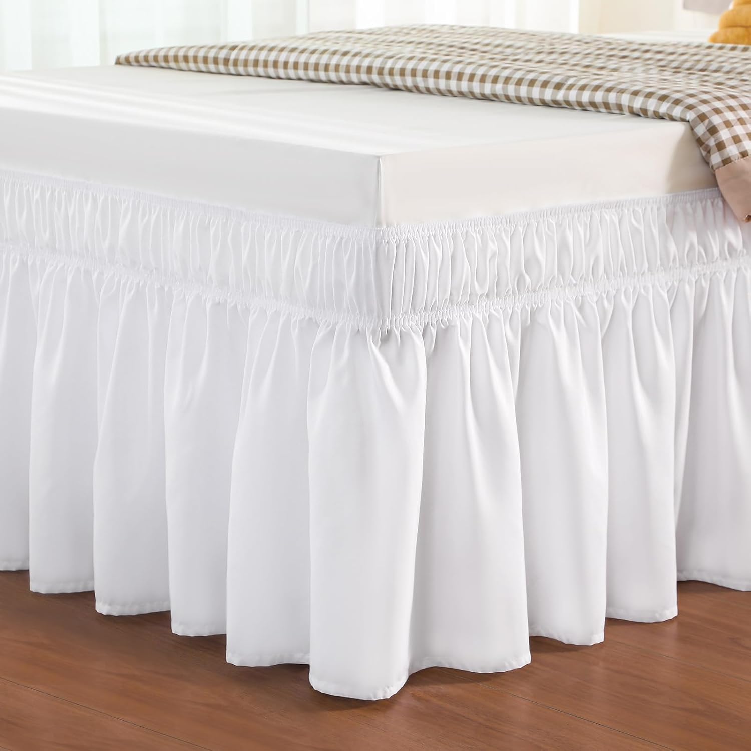 Vocander Double Bed Valance Sheet White, Bed Skirt Pleated Wrap Around 135 x 190 cm for Double Size Bed Frame & Platform, Easy to Install Machine Washable