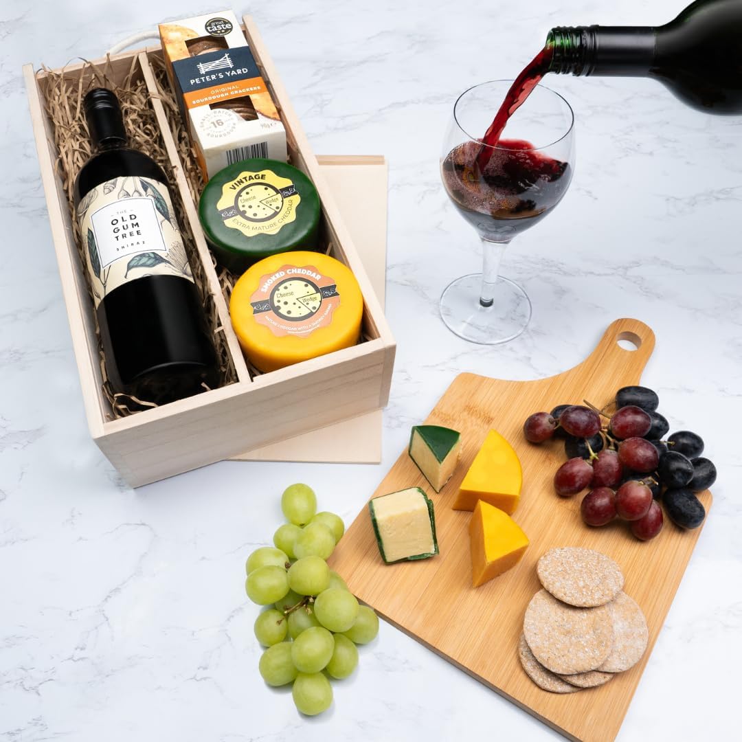 Cheese and Wine Gift Set | Red Wine Shiraz Pairs Perfectly With 2 Truckles and Crackers Hamper