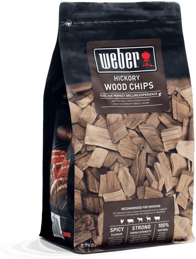 Weber Smoking Chips (700g Pack) - Hickory wood, for beef, pork, game & poultry, strong/intense, slightly sweet aroma, made from 100% natural wood (17624)