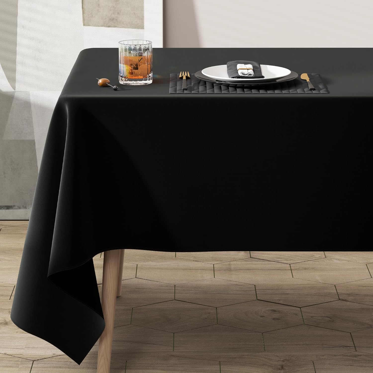 Pureegg Table Cloth - Polyester Table Cloth for Rectangle Table, 61''x84'' Tablecloth, Decorative Tablecloths for Parties, Dinings, Picnics, Washable & Ironable, Black, V4