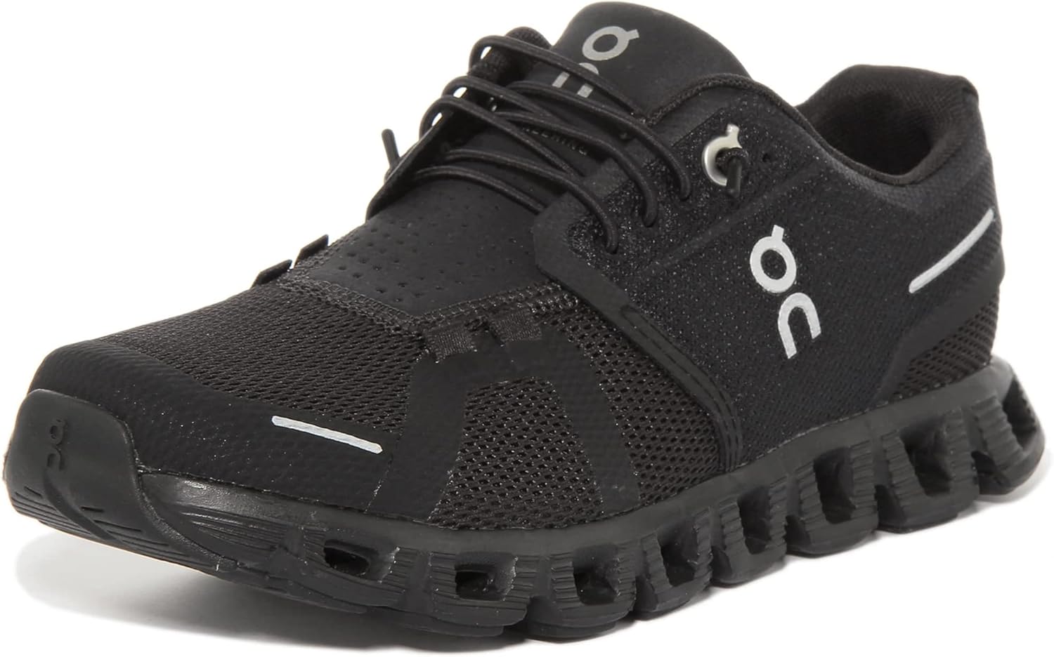 ON Women's Cloud 5 Sneaker