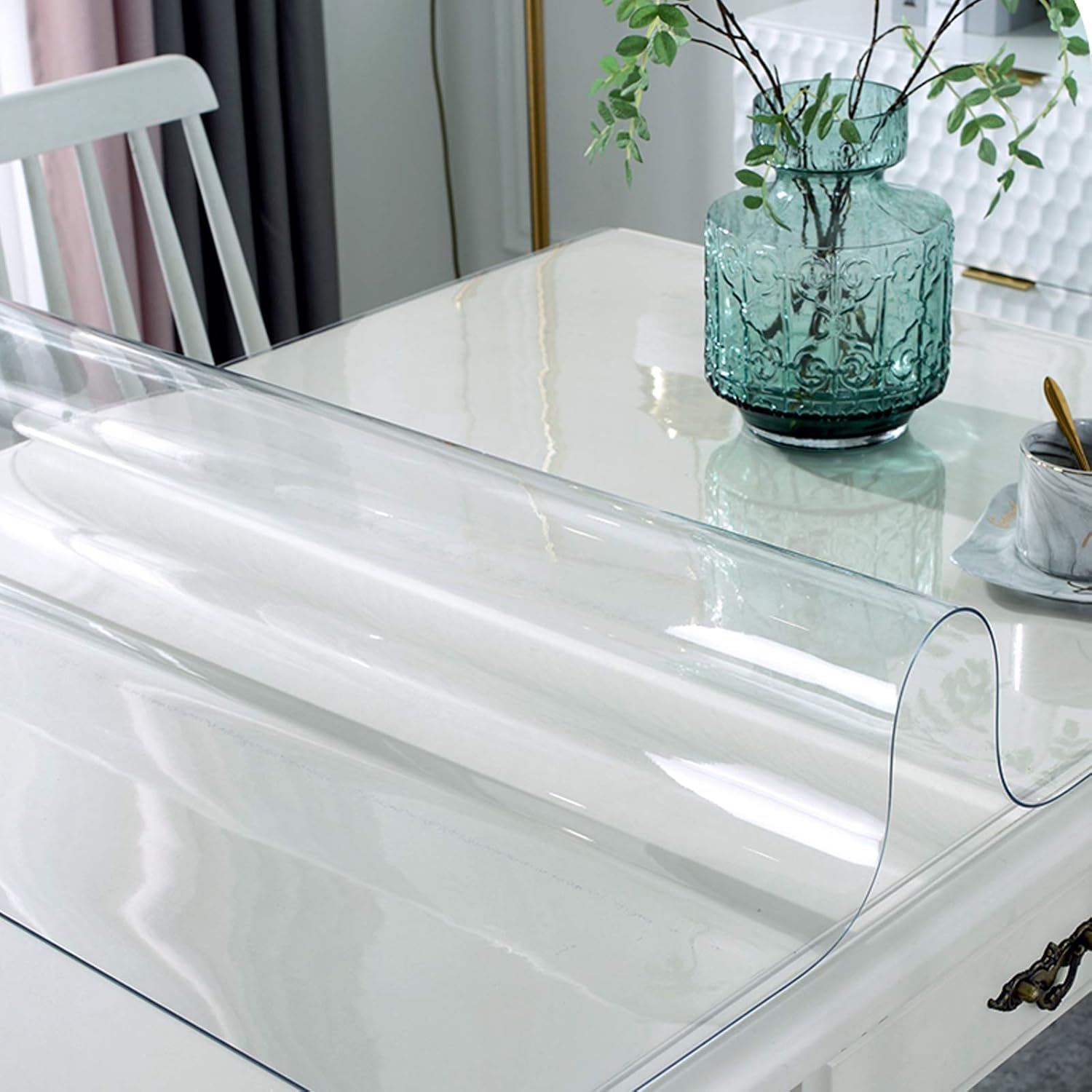 Crystal Clear Table Protector,Easy to Clean Plastic Tablecloth,Soft Glass Clear Table Cover Protector,Waterproof Desk Pad Transparent Tablecloth,for Families with Kids (55x65cm/22x26in)