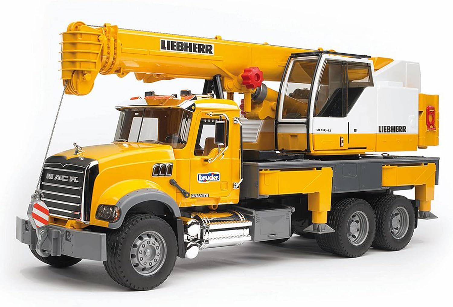 Bruder 02818 Mack Granite Liebherr Crane Truck