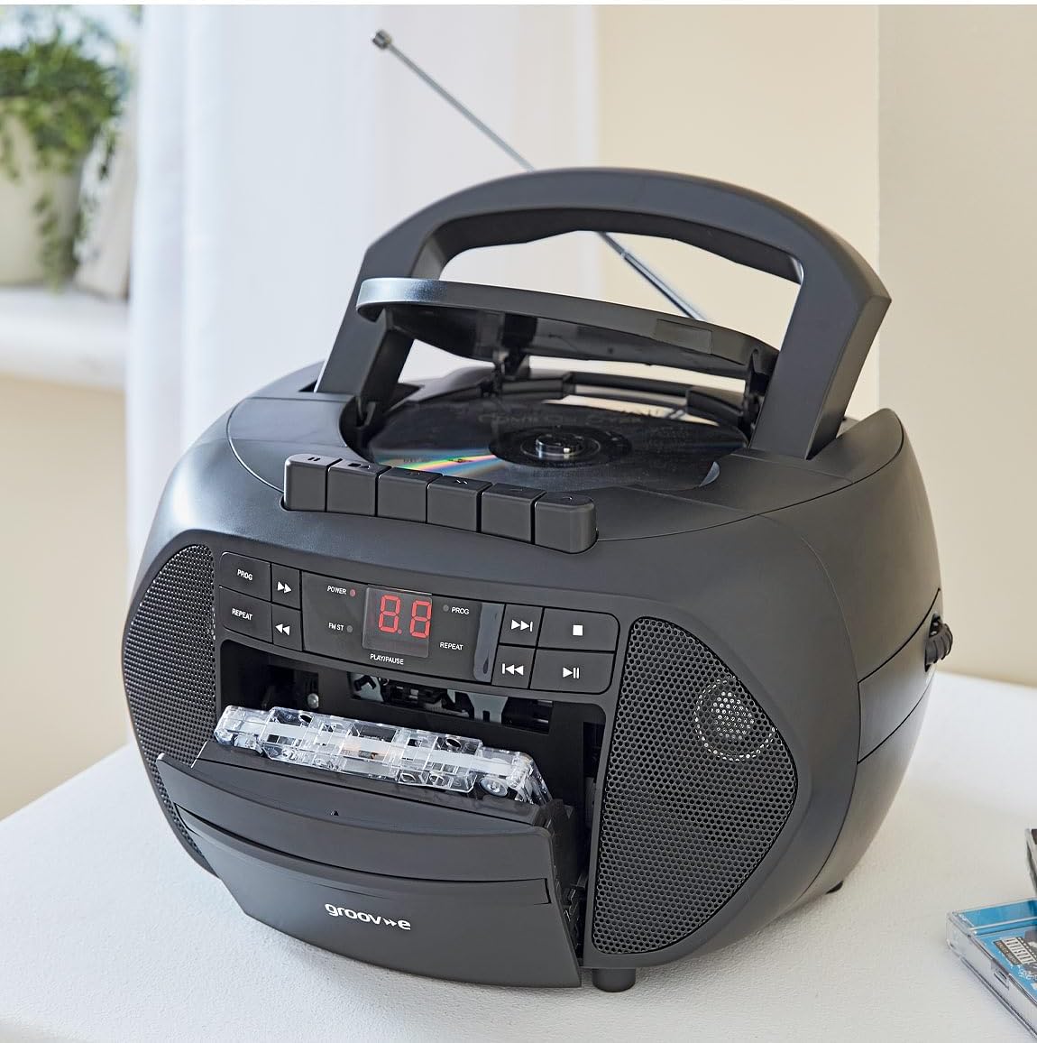 Groov-e Traditional Boombox - Portable Cassette Tape & CD Player with Radio, 3.5mm Aux Port, & Headphone Socket - LED Display, 2 x 1.2W Speakers - Battery or Mains Powered - Black