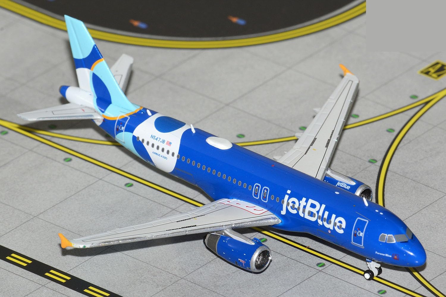 GeminiJets GJJBU2289 jetBlue Airways Airbus A320-200 Forever Blue N547JB; Scale 1:400