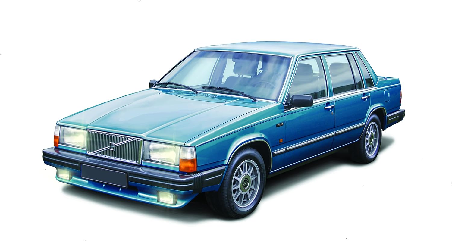 Italeri Volvo 760 GLE 1:24 Scale