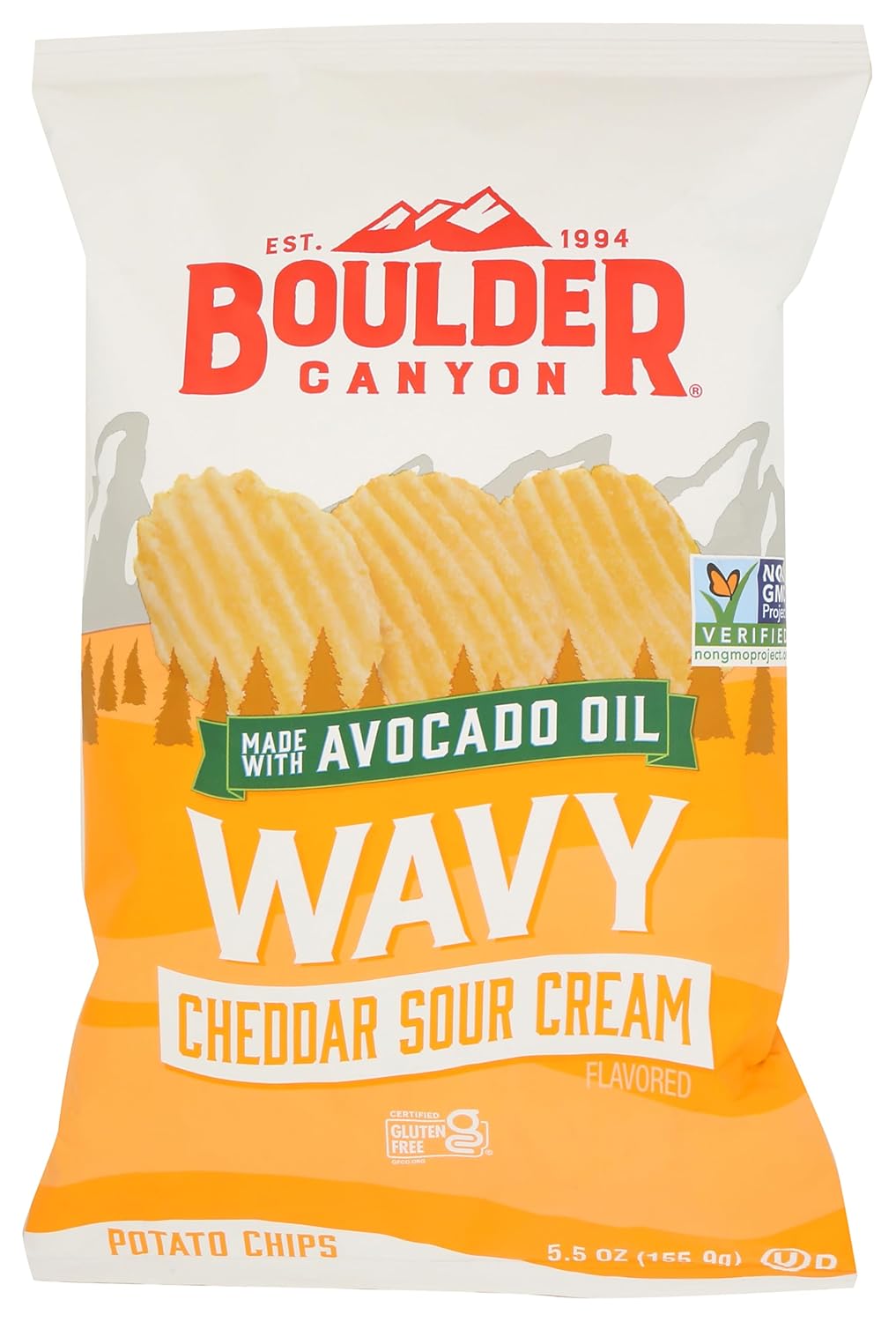BOULDER CANYON Wavy Cheddar Sour Cream Potato Chips, 5.5 OZ