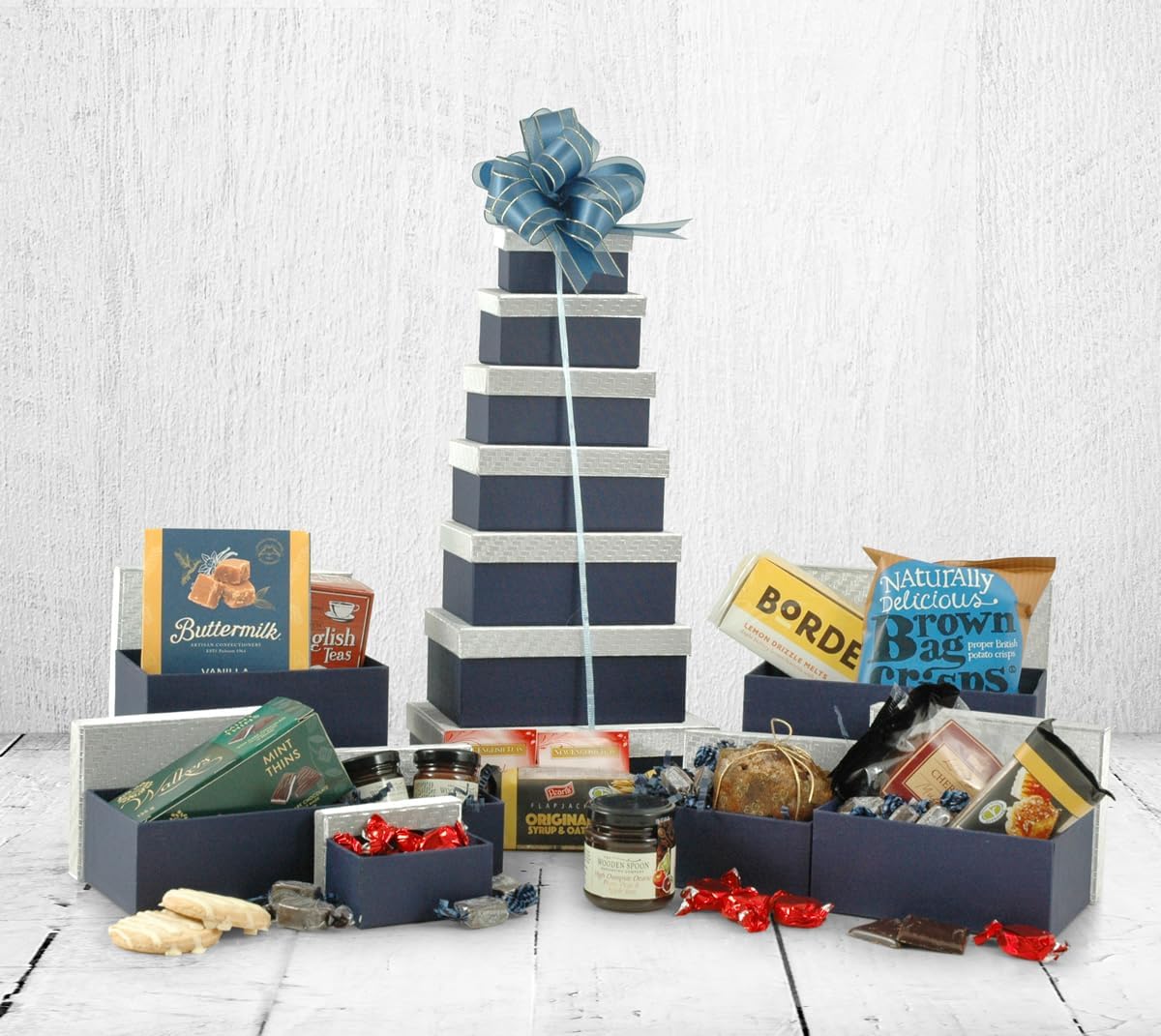 Great British Tower - Gourmet British Food Hamper - Mothers Day Hamper Gift Set for Women - for Birthdays, Anniversaries, Gift Hamper for Men & Women