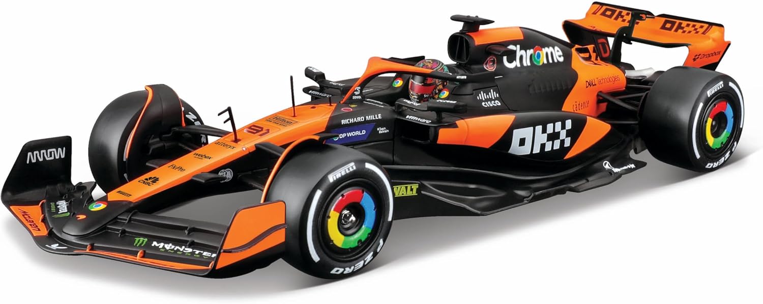 Bburago 1:24 2024 Race McLaren MCL38 with Helmet, Piastri #81