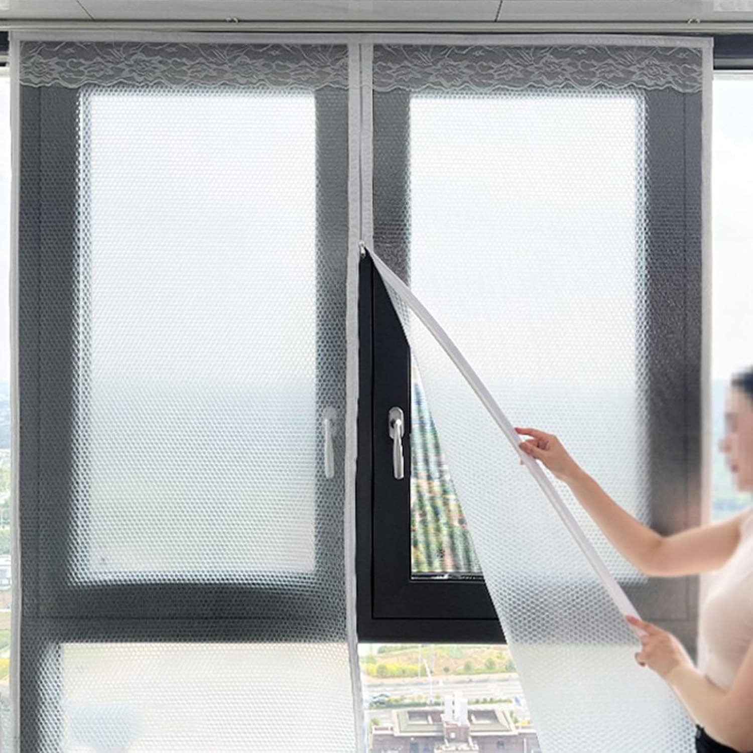 Weatherproofing Window Insulation Kit,Heavy Duty Window Insulation Film,Winter Warm Windproof Curtain,Protection From Cold,Keep Warm,with Zip,Width x Height (27.6in x 39.4in)