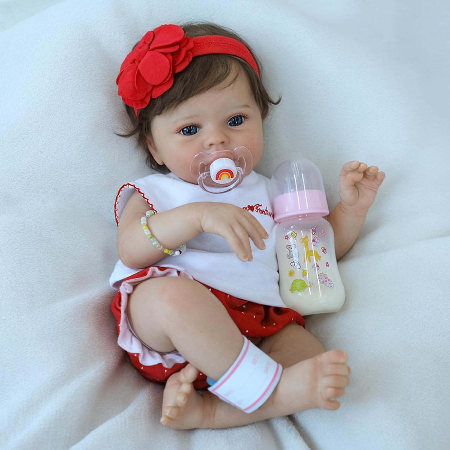 SCOM Lifelike Baby Dolls Girl -18 Inch Reborn Realistic Baby Dolls Silicone Cute Soft Body Doll Real Life Baby Doll Gift for Age 3+